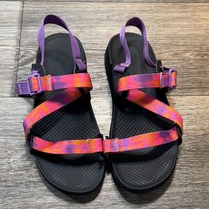 Chaco Colorful Strappy Sandals woman’s 9 (s112)